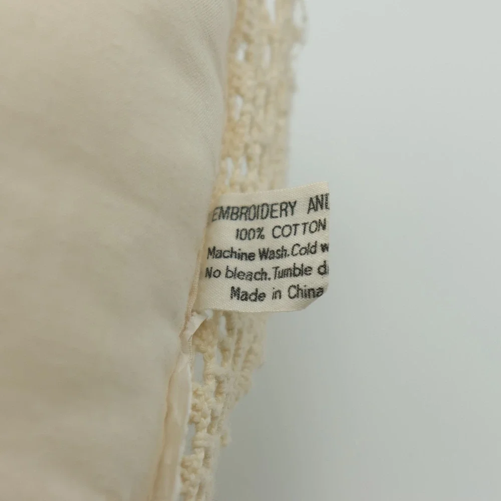 Grandmacore Cottage Crochet Lace Throw Set (3) Pillows Beige Vintage Granny Rose